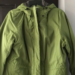Women’s LL Bean winter parka - L